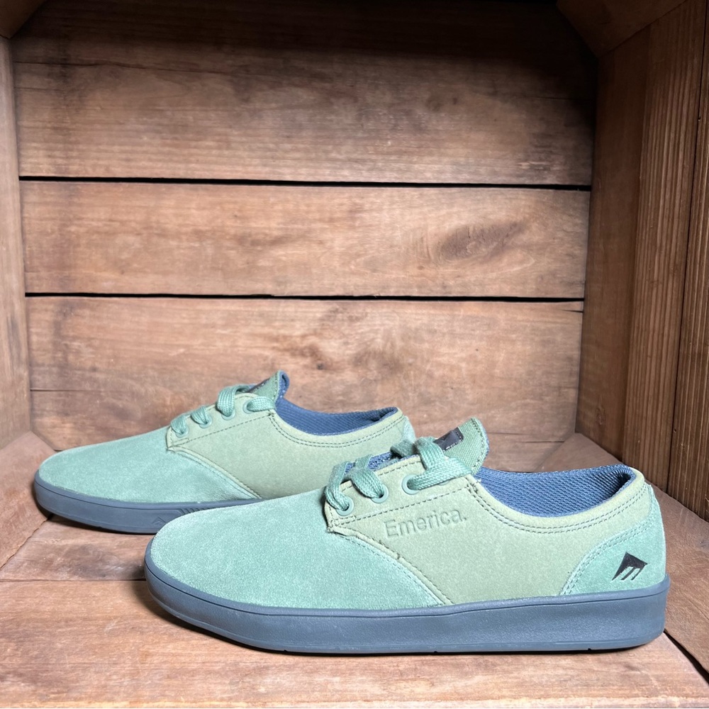 •
SOLD-Emerica Leo Romero Skateboarding ShoeMen’s 5/Women’s 6.5 Gum Sole